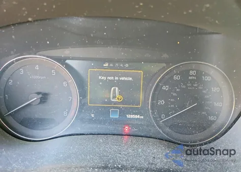 2015 Hyundai Genesis 3.8L z USA, uszkodzony, nr VIN KMHGN4JE5FU078885